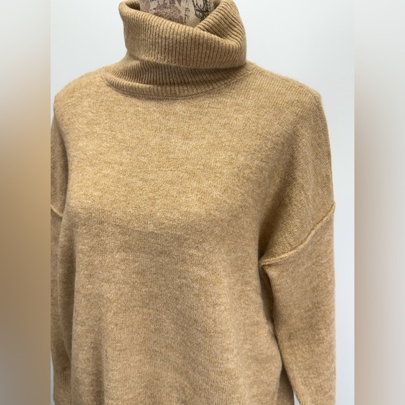 CECE Tan knit turtleneck sweater size XS - Picture 2 of 12